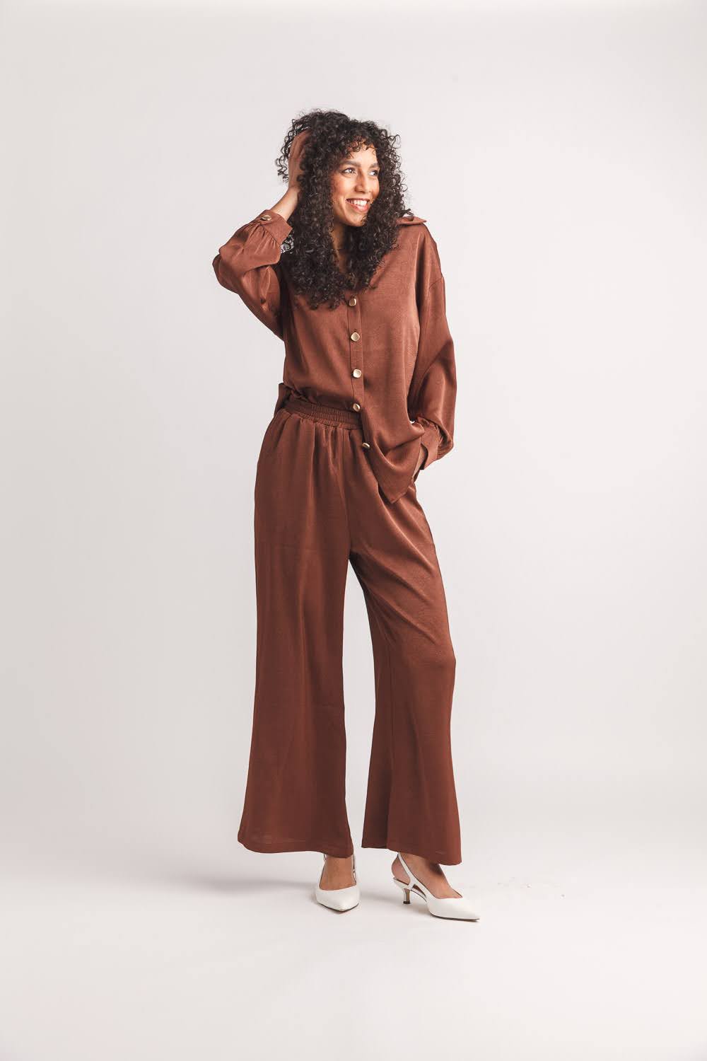 Satin Wide Leg Pant with Elastic Waist and Pockets