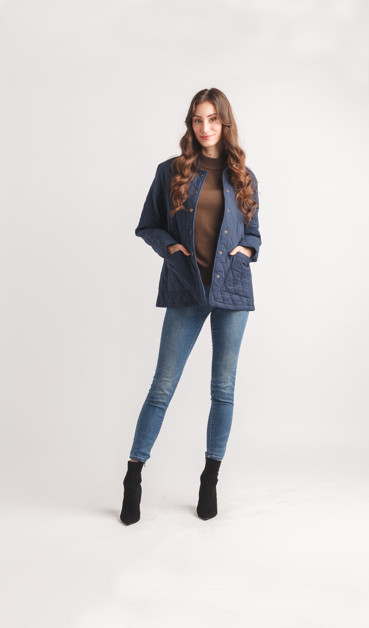 Barn Coat with Corduroy Collar and Pockets