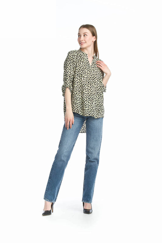 SAGE Spotted 3/4 Sleeve Blouse