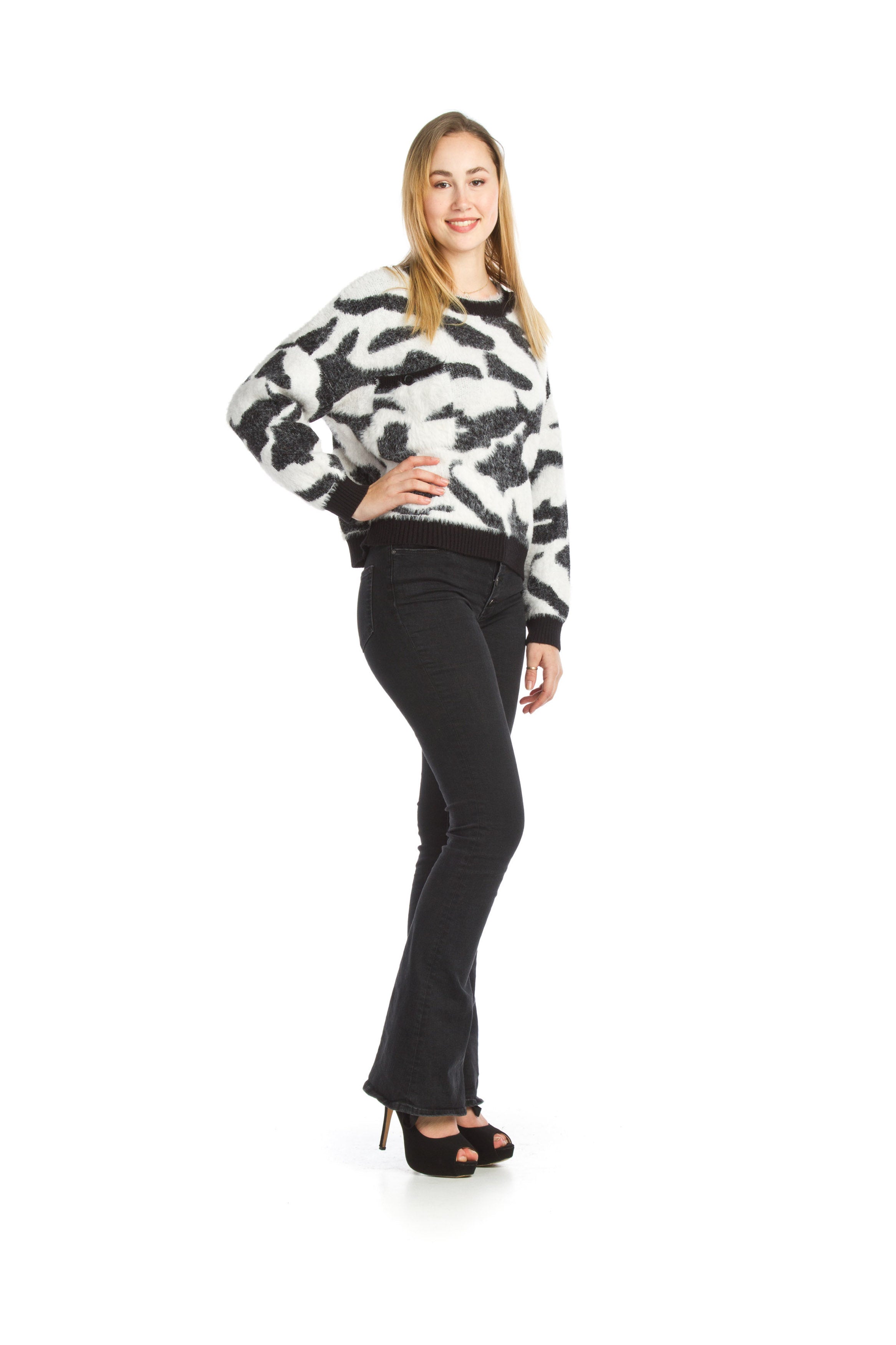 BLKWH Fuzzy Zebra Print Sweaater