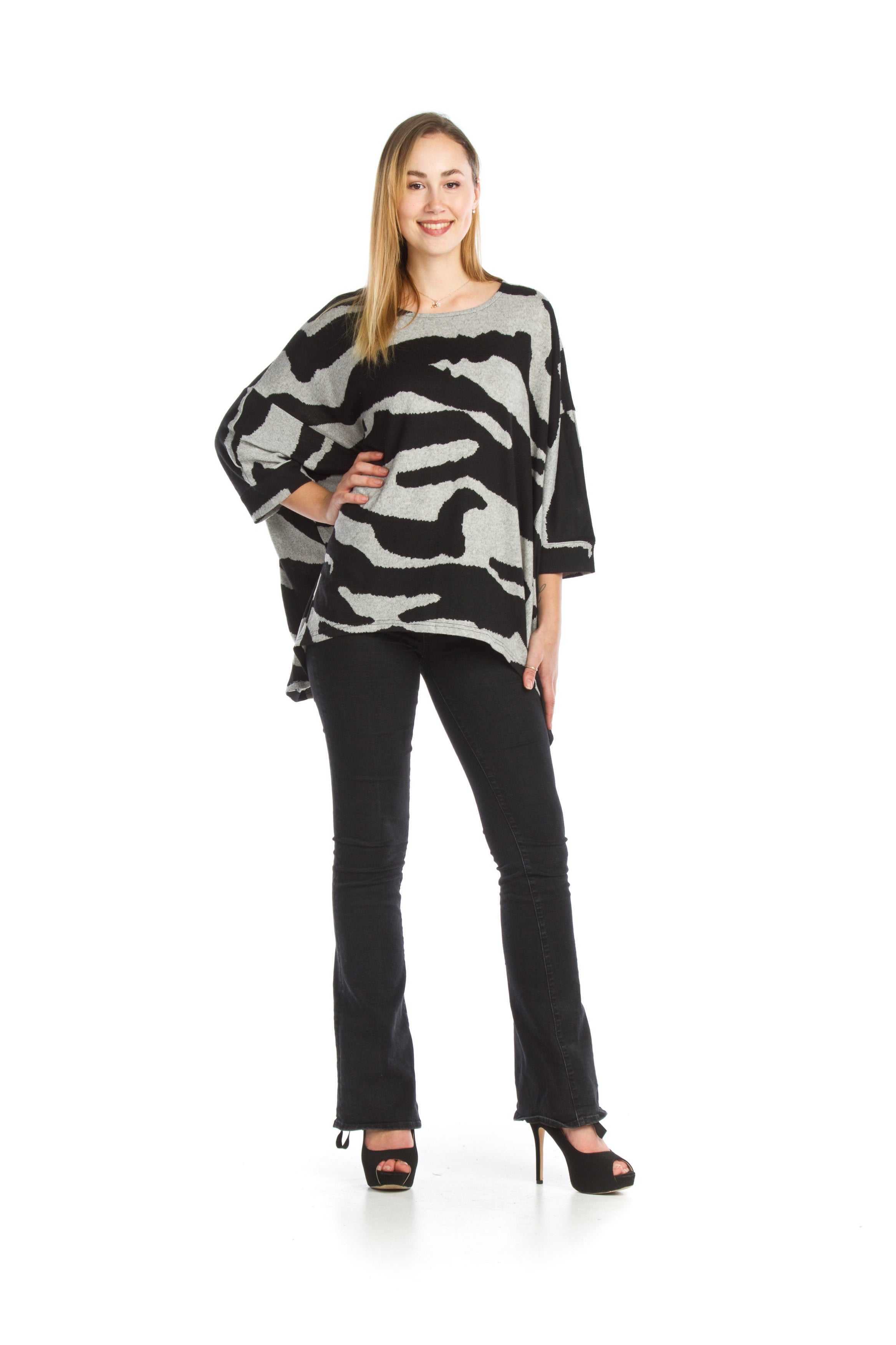 BLACK Knit Animal Print Oversizes Sweater